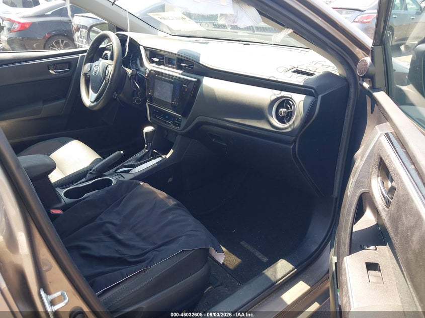 TOYOTA COROLLA - zdjęcie 5