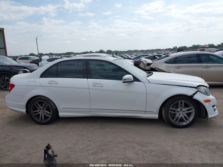 MERCEDES-BENZ C 250 2014 VIN WDDGF4HB0EG224674