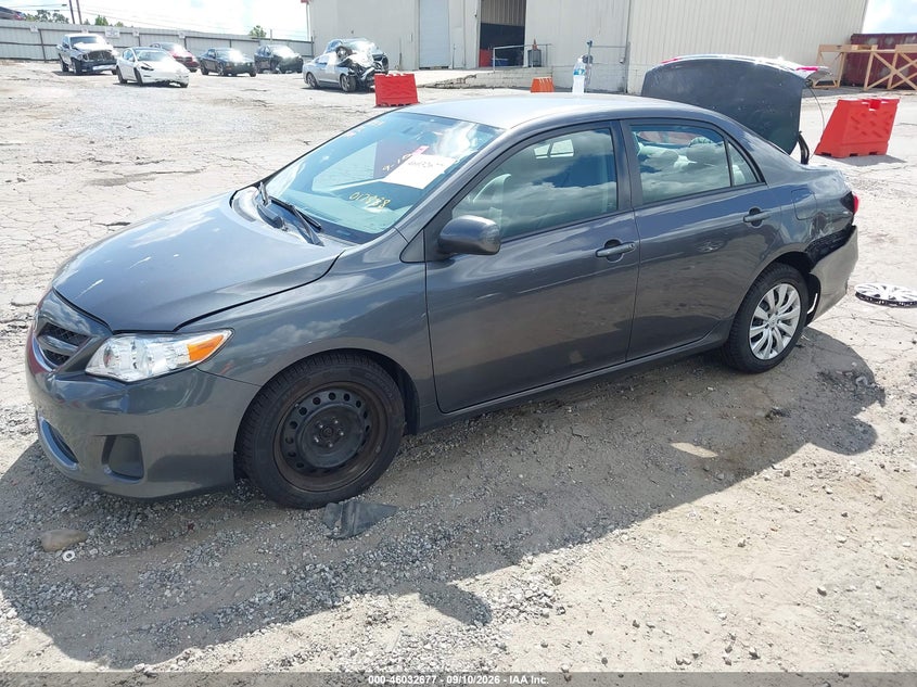 Vin: 5yfbu4ee8cp017888, lot: 46532096, toyota corolla le 20122