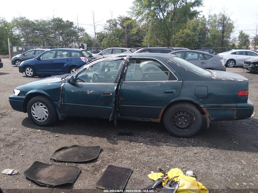 TOYOTA CAMRY 1997 VIN 4T1BG22K5VU786887