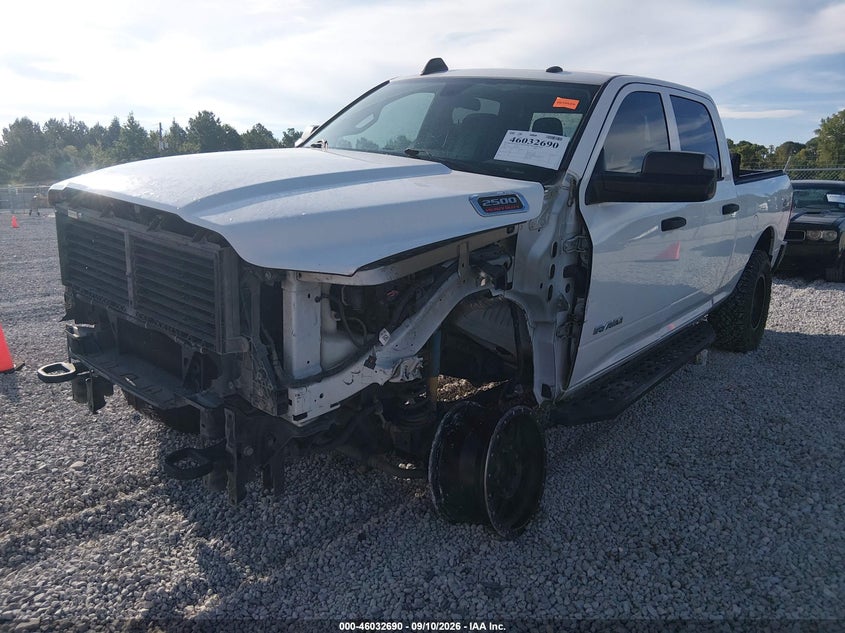 Vin: 3c6ur5cj4kg640923, lot: 46532109, ram 2500 tradesman  4x4 6'4 box 20192