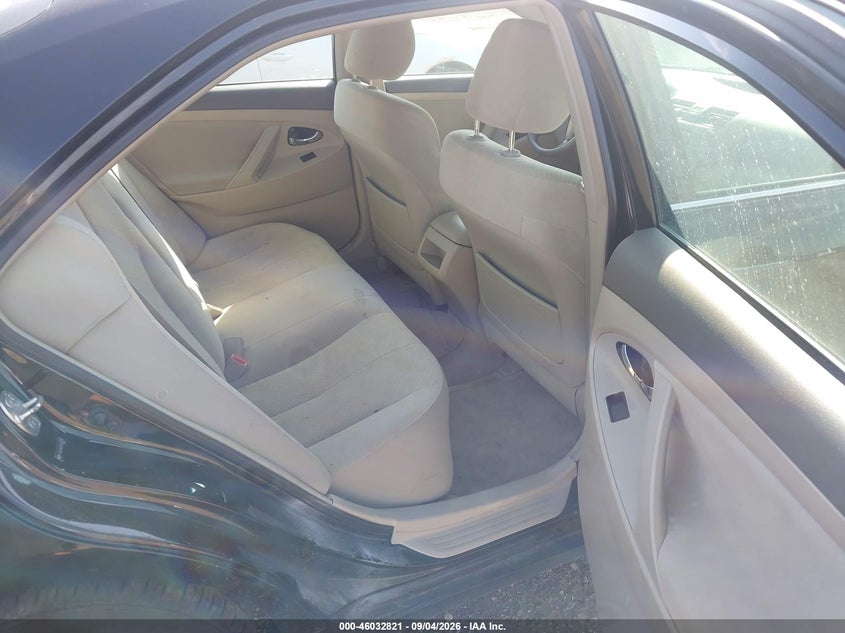 2009 TOYOTA CAMRY auction photo 8
