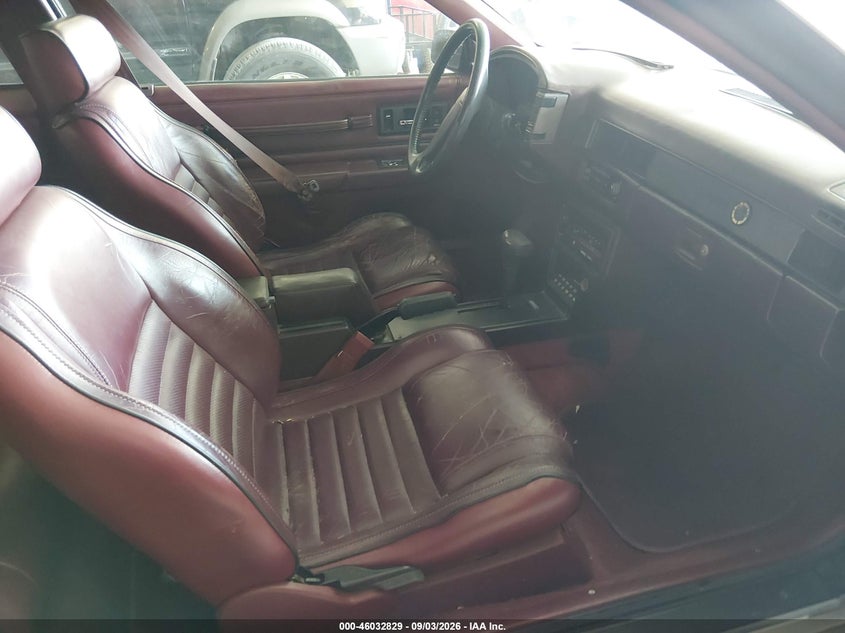 1988 OLDSMOBILE CUTLASS CALAIS auction photo 5