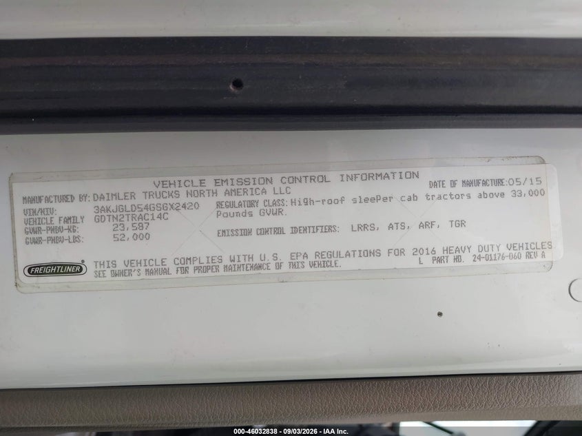 2016 FREIGHTLINER CASCADIA 125 auction photo 8