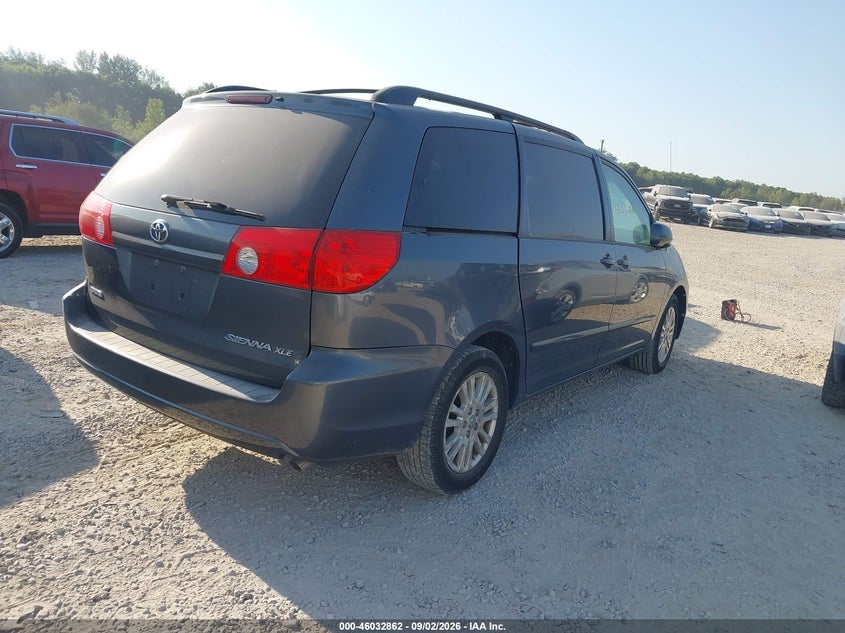 2009 TOYOTA SIENNA auction photo 4