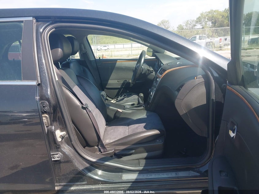 2010 CHEVROLET MALIBU auction photo 5