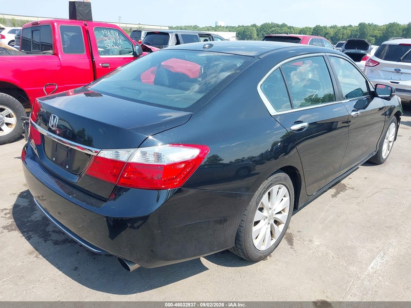 2015 HONDA ACCORD auction photo 4