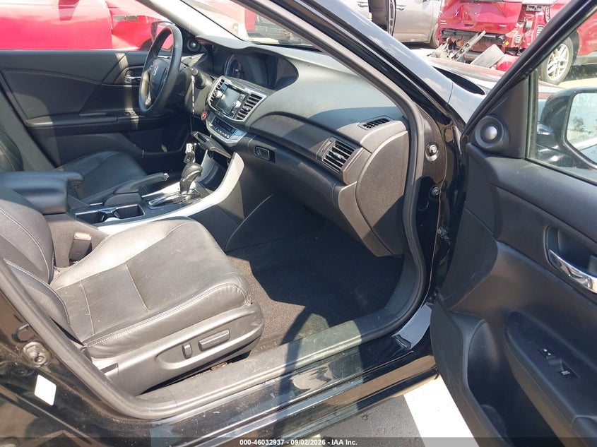 2015 HONDA ACCORD auction photo 5