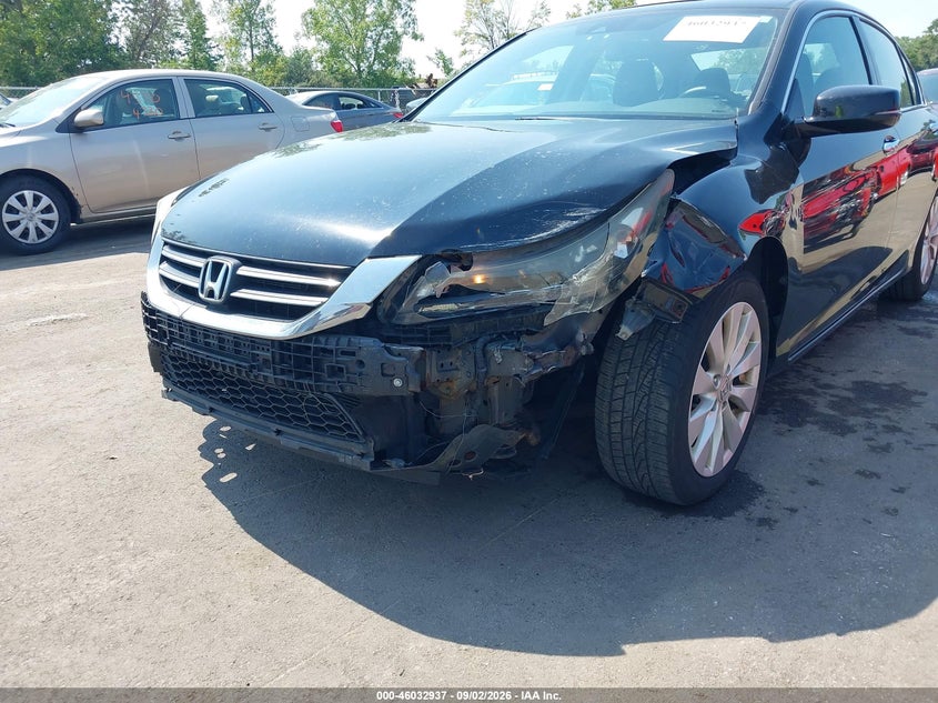 2015 HONDA ACCORD auction photo 6