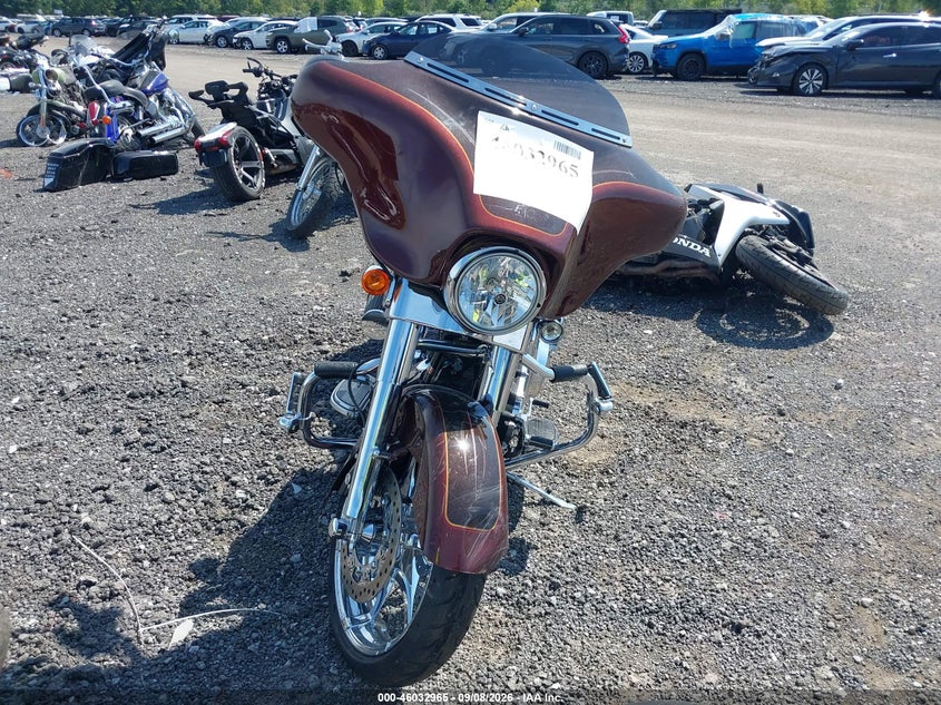 HARLEY-DAVIDSON FLHX 2009