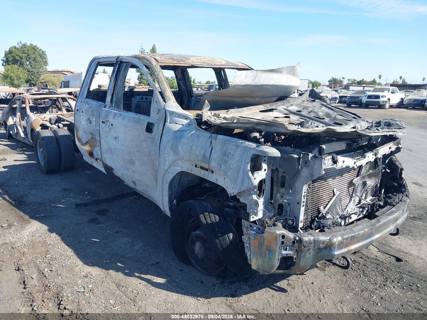 2025 GMC SIERRA 3500HD CHASSIS PRO