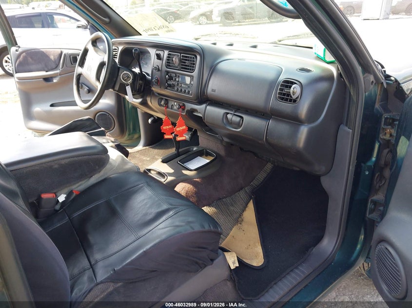 DODGE DAKOTA 2000 VIN 1B7GG22XXYS726500