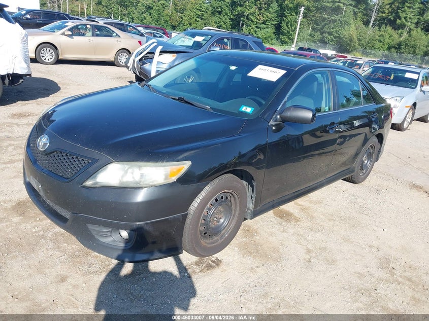 2011 TOYOTA CAMRY auction photo 2