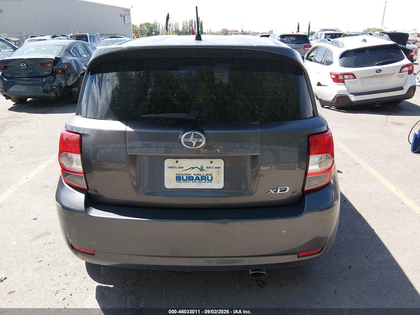 2011 SCION XD · Фото 17