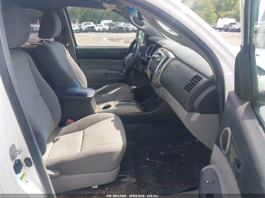 2012 TOYOTA TACOMA auction photo 5