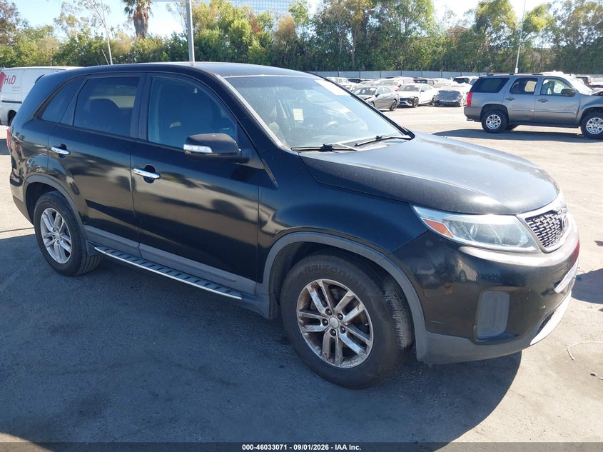 2014 KIA SORENTO auction photo 1