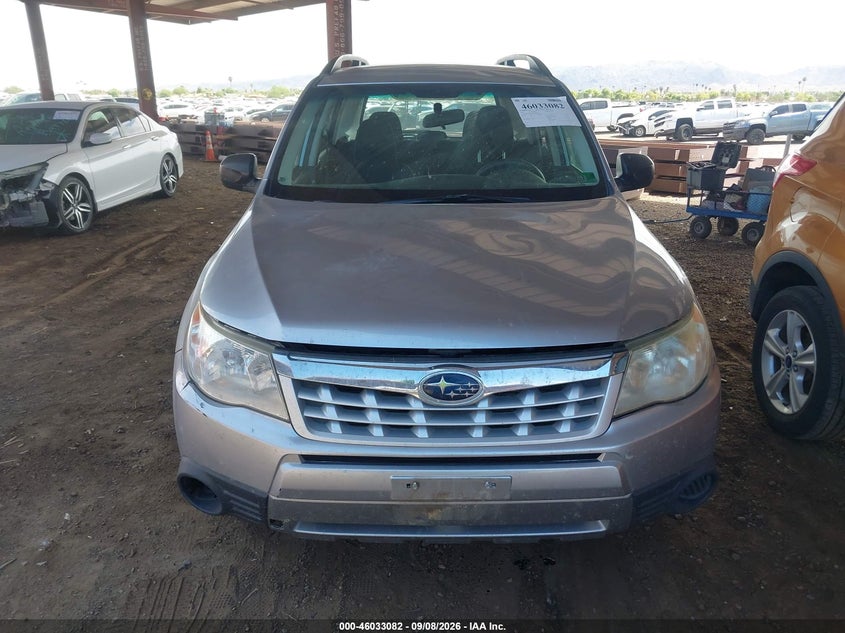 2012 SUBARU FORESTER auction photo 6