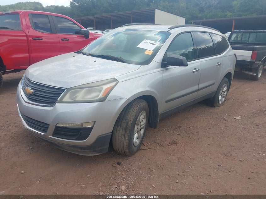 2013 CHEVROLET TRAVERSE auction photo 2
