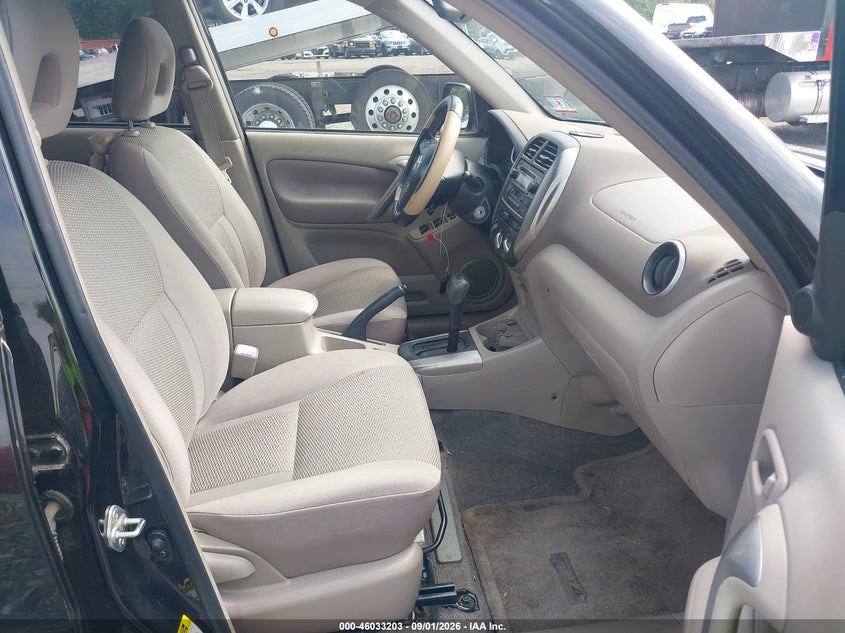 2004 TOYOTA RAV4 auction photo 5