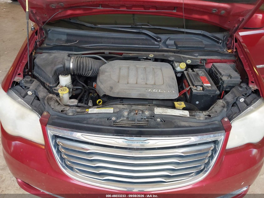 CHRYSLER TOWN & COUNTRY 2011 VIN 2A4RR5DG6BR715997