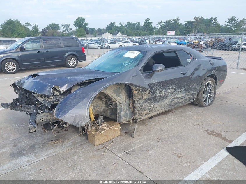 Vin: 2c3cdzbt8ph605889, lot: 46532698, dodge challenger r/t 20232
