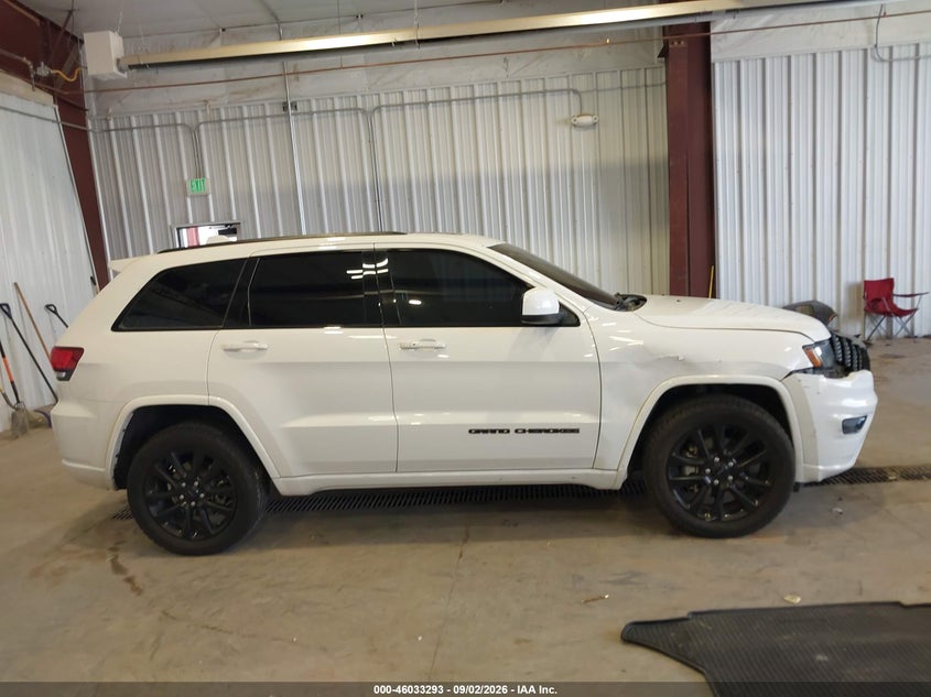 JEEP GRAND CHEROKEE - zdjęcie 13