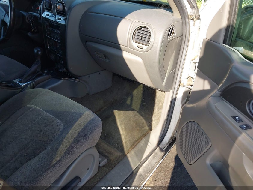 2004 GMC ENVOY — zdjęcie 5