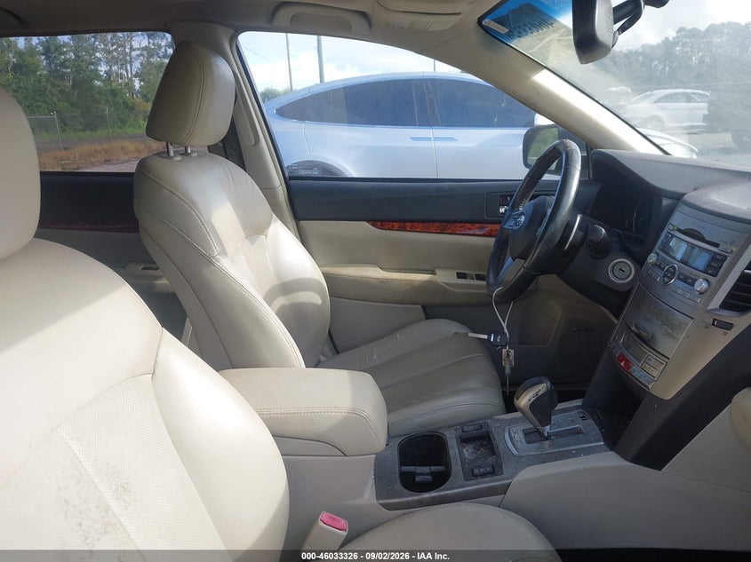 2011 SUBARU OUTBACK auction photo 5