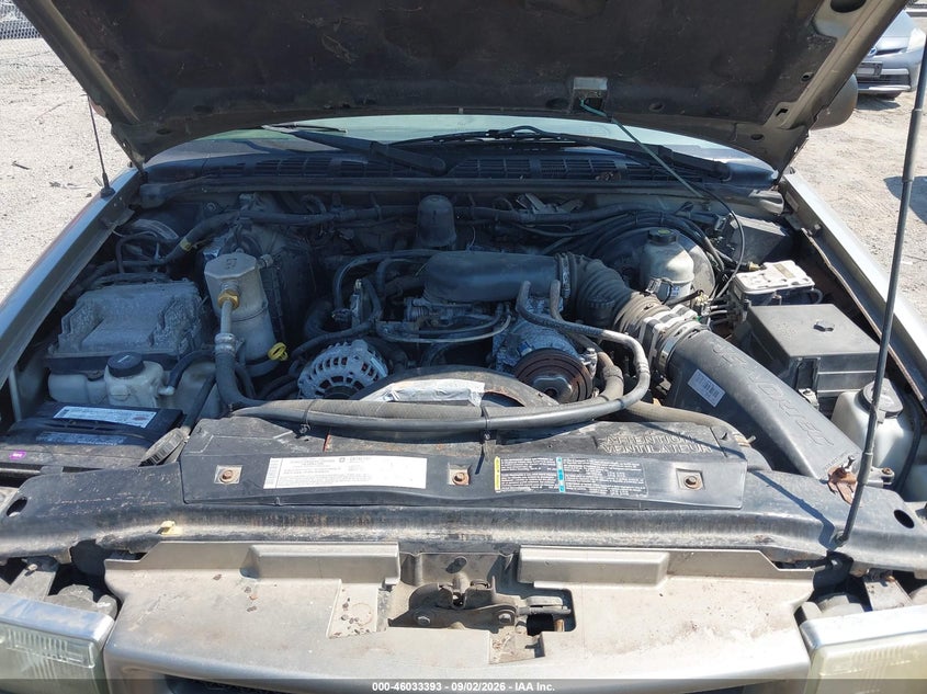 CHEVROLET BLAZER 2005 VIN 1GNCT18X05K106933