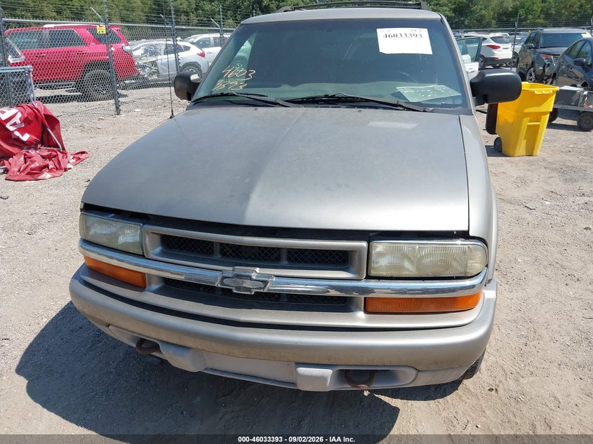 CHEVROLET BLAZER 2005 VIN 1GNCT18X05K106933
