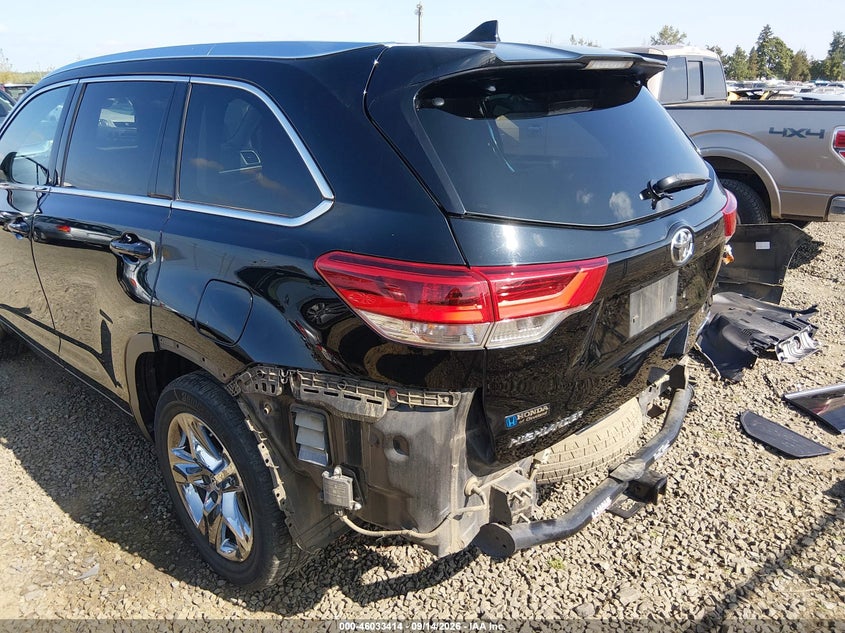 TOYOTA HIGHLANDER - zdjęcie 18