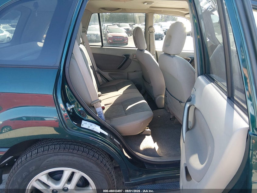 2002 TOYOTA RAV4 auction photo 8