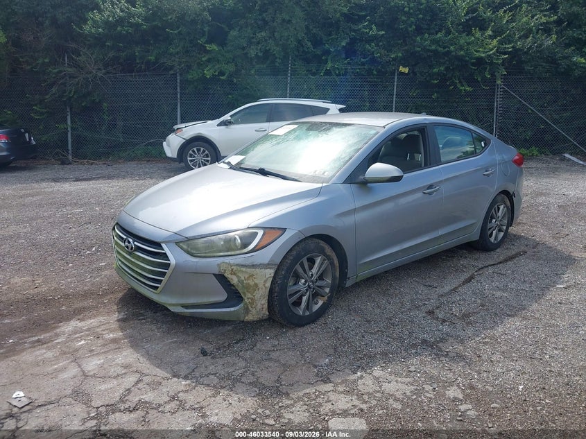 2017 HYUNDAI ELANTRA auction photo 2