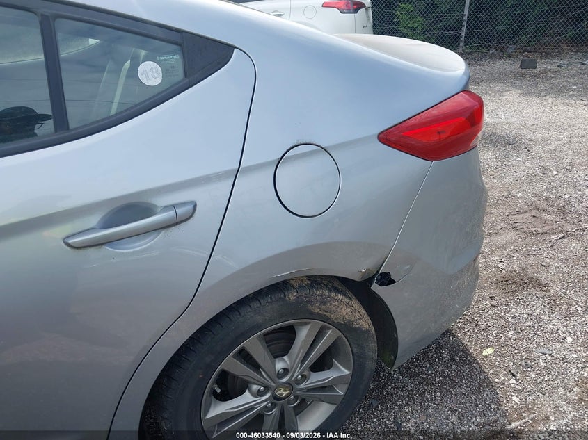 2017 HYUNDAI ELANTRA auction photo 6