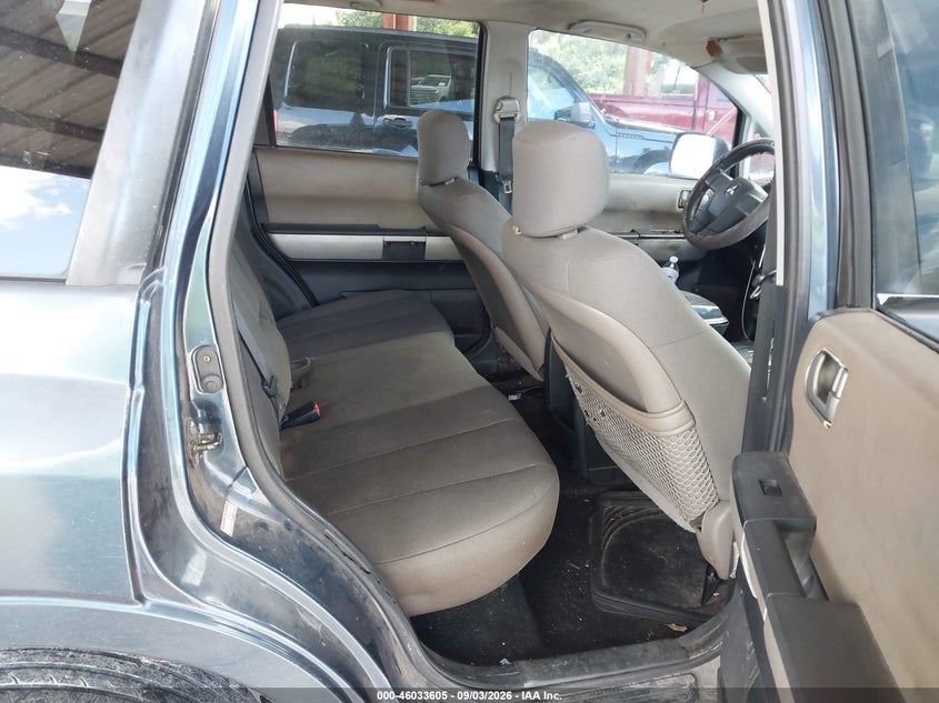 2004 MITSUBISHI ENDEAVOR auction photo 8