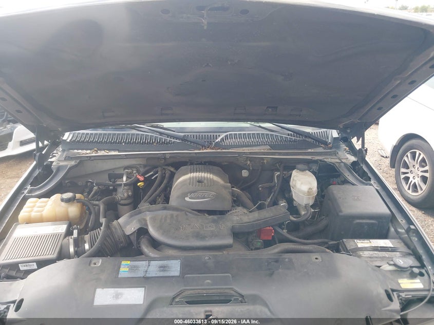 CHEVROLET SUBURBAN 1500 2004 VIN 3GNFK16T34G301074