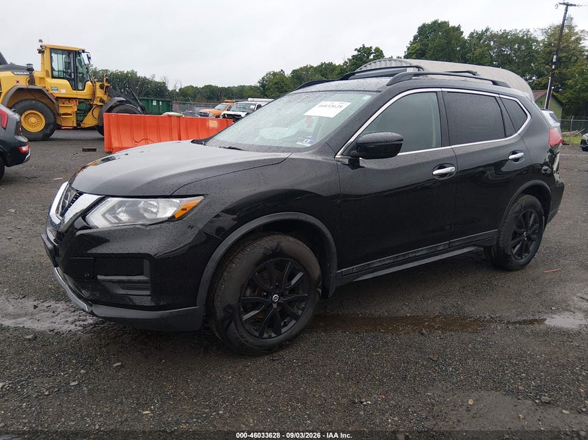 2017 Nissan Rogue Sv, Right Side, IAAI, VIN 5N1AT2MV6HC835717 — photo 2