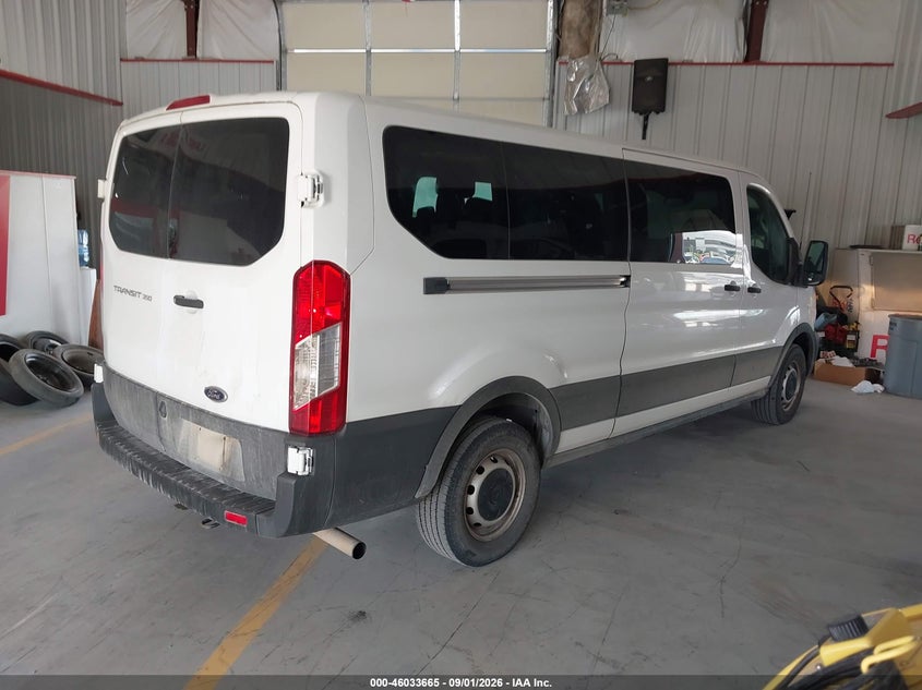 2022 FORD TRANSIT-350 PASSENGER VAN auction photo 4