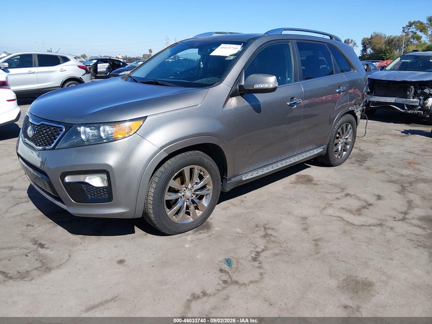 2013 KIA SORENTO auction photo 2