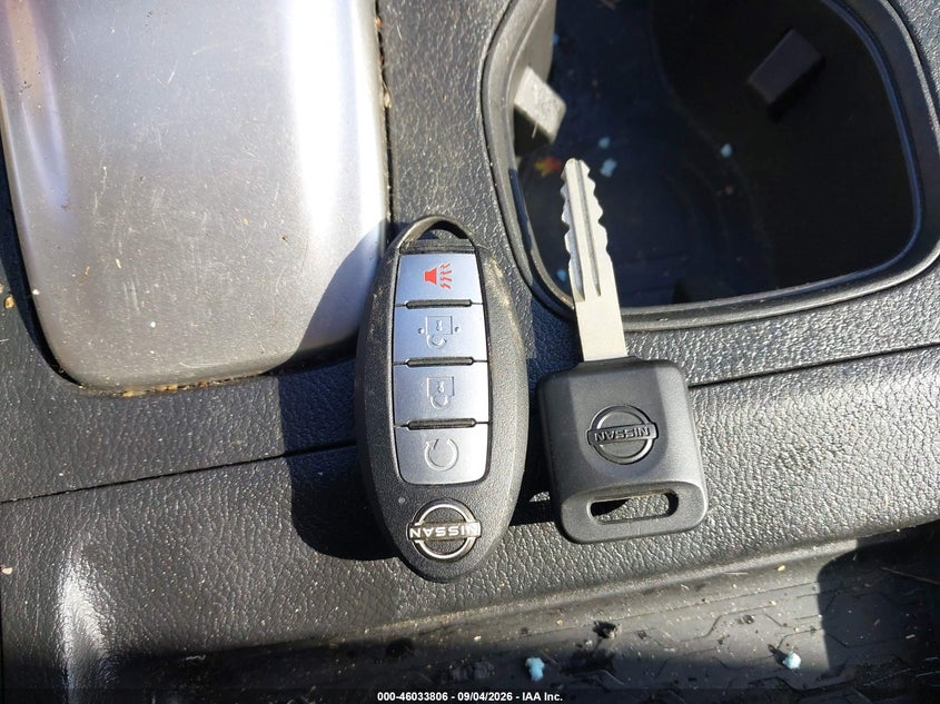 2022 NISSAN FRONTIER SV 4X4 · Фото 11