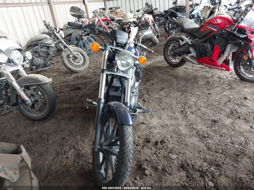 HONDA VT1300 2019