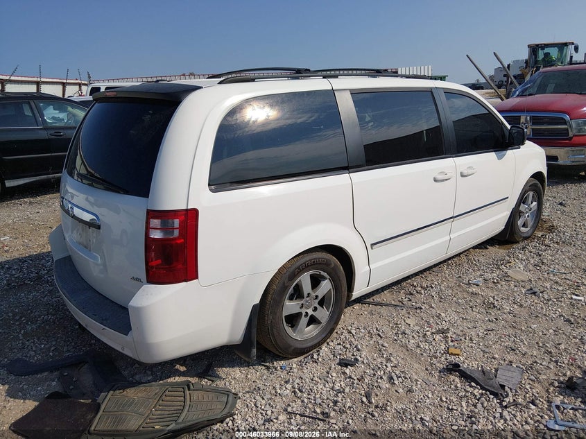 2008 DODGE GRAND CARAVAN auction photo 4