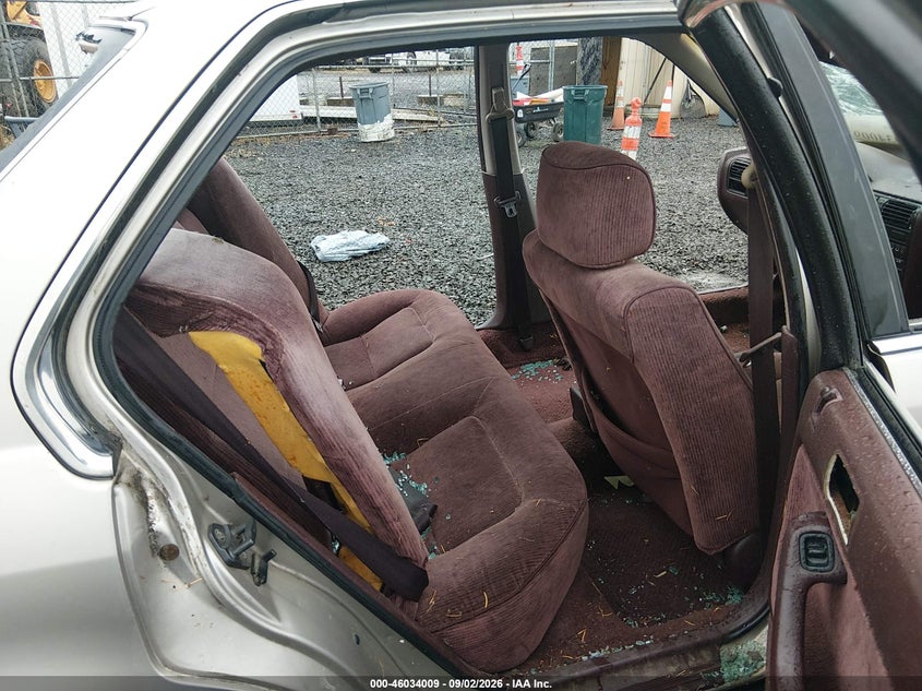 1993 HONDA ACCORD auction photo 8