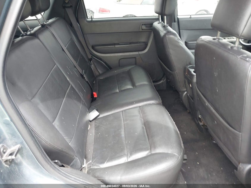 2011 FORD ESCAPE auction photo 8