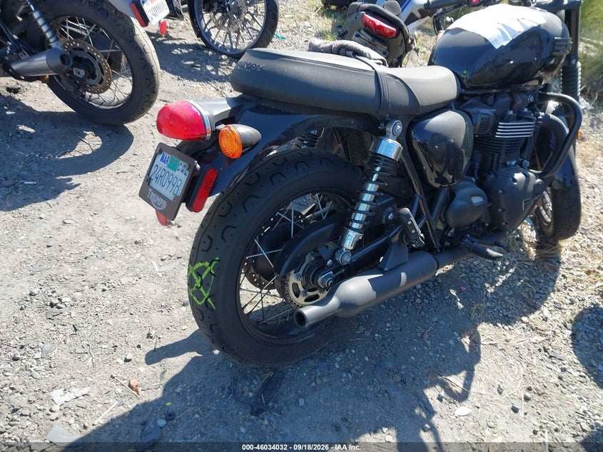 TRIUMPH BONNEVILLE 2017