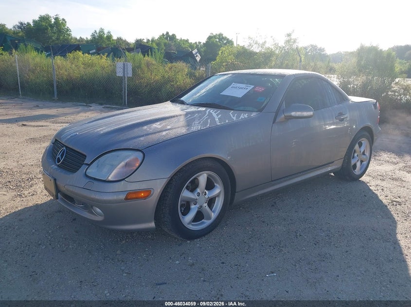 2003 MERCEDES-BENZ SLK 320 auction photo 2