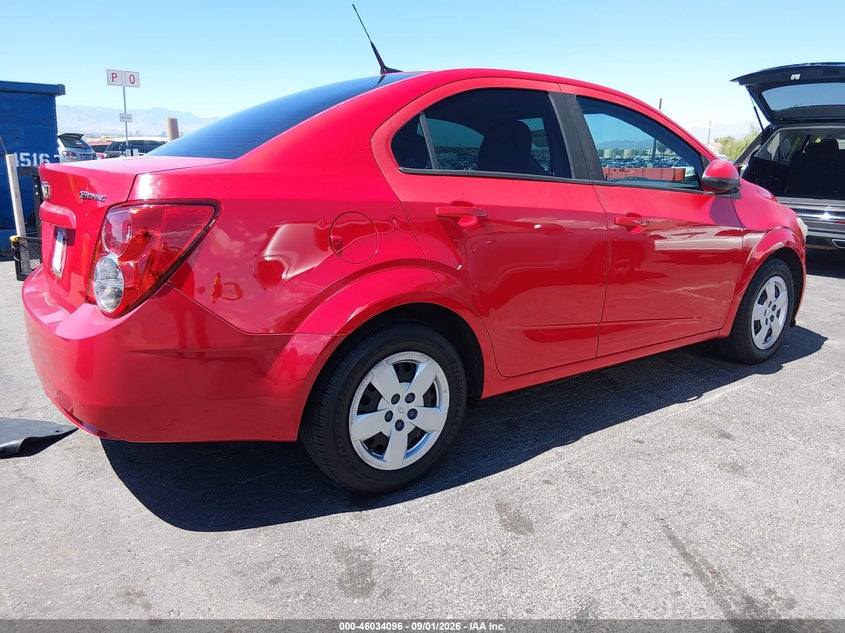 2014 CHEVROLET SONIC auction photo 4