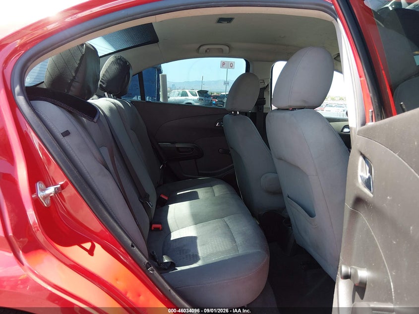2014 CHEVROLET SONIC auction photo 8