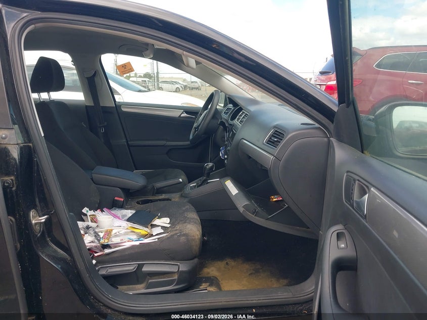 2015 VOLKSWAGEN JETTA auction photo 5