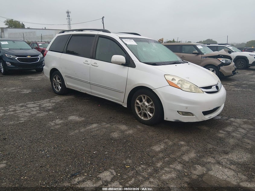 2006 TOYOTA SIENNA auction photo 1